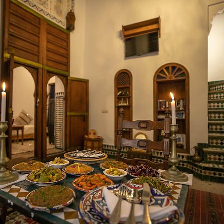 Dar Authentic Fes - Familly Hosting Bed & Breakfast Exterior photo