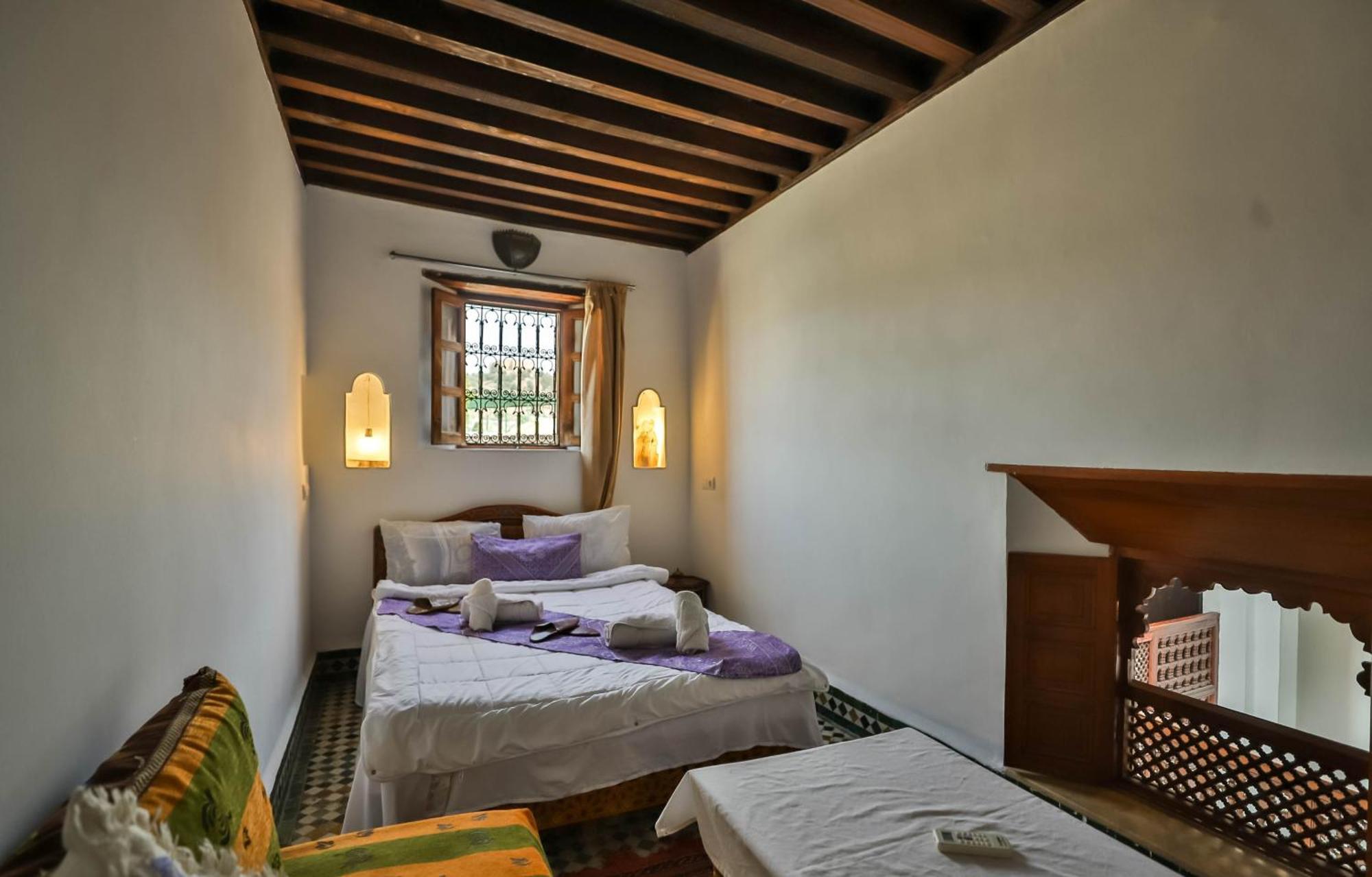 Dar Authentic Fes - Familly Hosting Bed & Breakfast Exterior photo