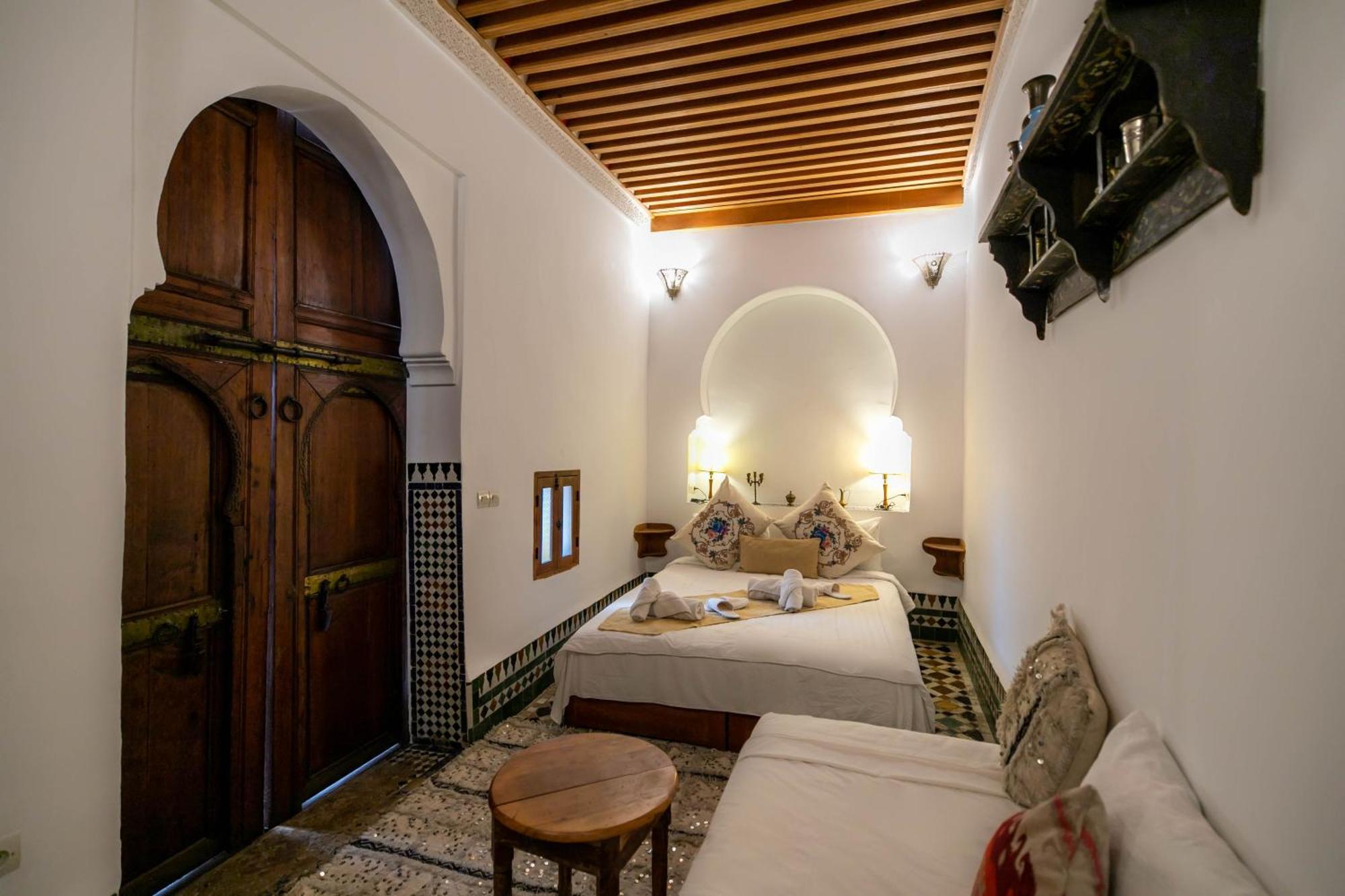 Dar Authentic Fes - Familly Hosting Bed & Breakfast Exterior photo