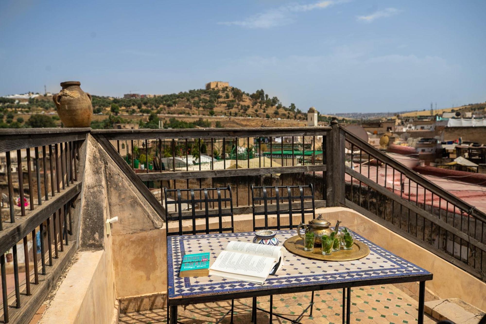 Dar Authentic Fes - Familly Hosting Bed & Breakfast Exterior photo
