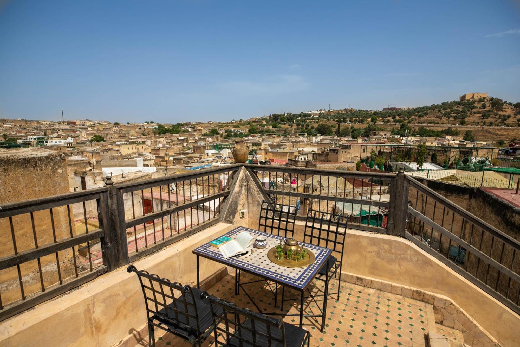Dar Authentic Fes - Familly Hosting Bed & Breakfast Exterior photo